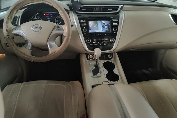 Used Nissan Murano 2015 2.5L XL Two-Wheel Drive Smart Edition Center Console