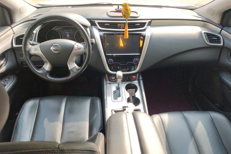 Used Nissan Murano 2015 2.5L XL Two-Wheel Drive Smart Edition Center Console