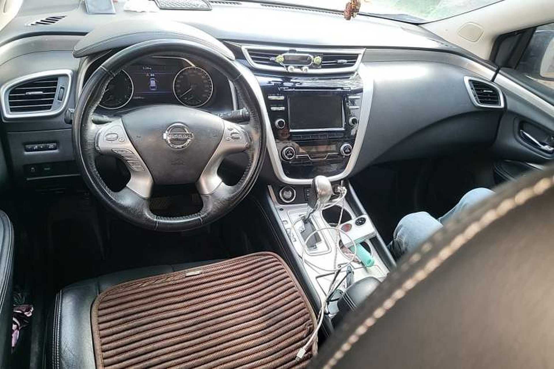 Used Nissan Murano 2015 2.5L XL Two-Wheel Drive Smart Edition Center Console