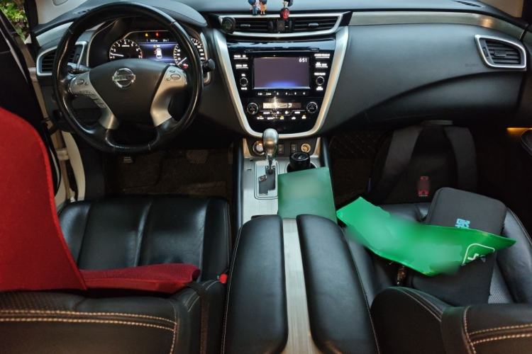 Used Nissan Murano 2015 2.5L XL Two-Wheel Drive Smart Edition Center Console
