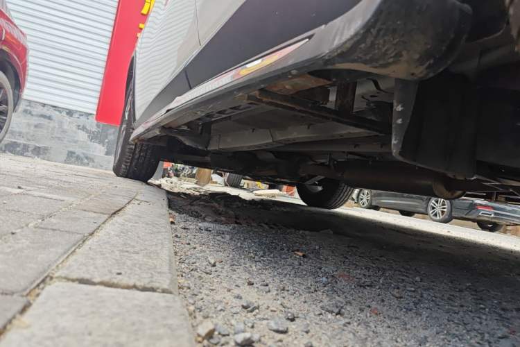 Used Nissan Murano 2015 2.5L XL Two-Wheel Drive Smart Edition Chassis Rear Left