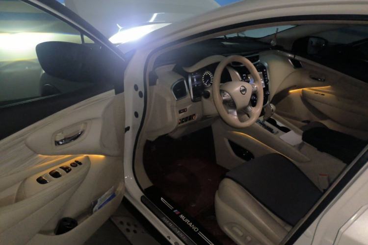 Used Nissan Murano 2015 2.5L XV RES Plus Two-Wheel-Drive Touring Edition Driver Seat