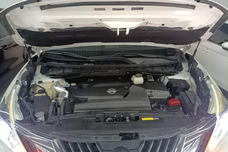 Used Nissan Murano 2015 2.5L XE Two-Wheel-Drive Elite Edition Engine Bay