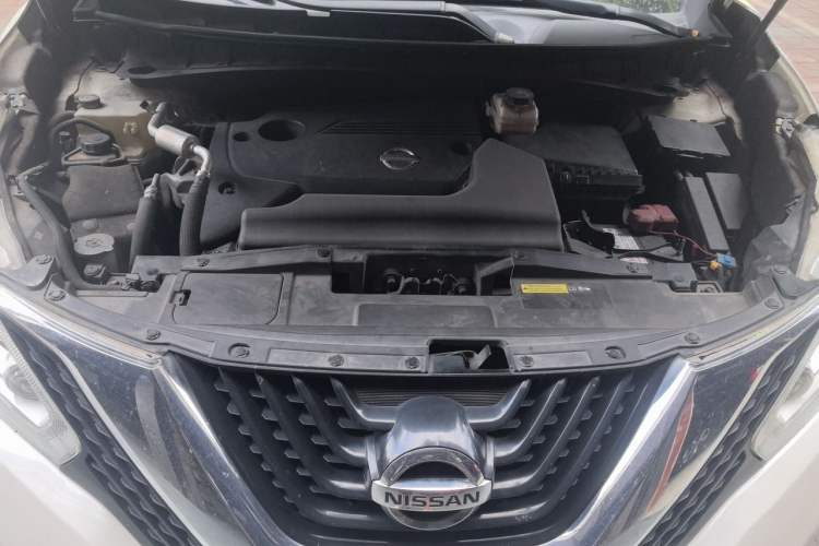 Used Nissan Murano 2015 2.5L XL Two-Wheel Drive Smart Edition Engine Bay