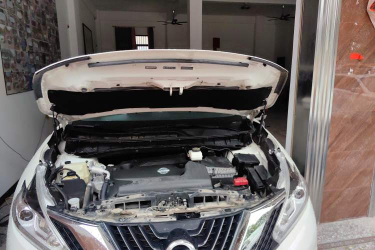 Used Nissan Murano 2015 2.5L XL Two-Wheel Drive Smart Edition Engine Bay
