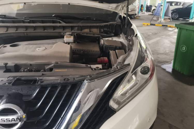 Used Nissan Murano 2015 2.5L XL Two-Wheel Drive Smart Edition Engine Bay Left