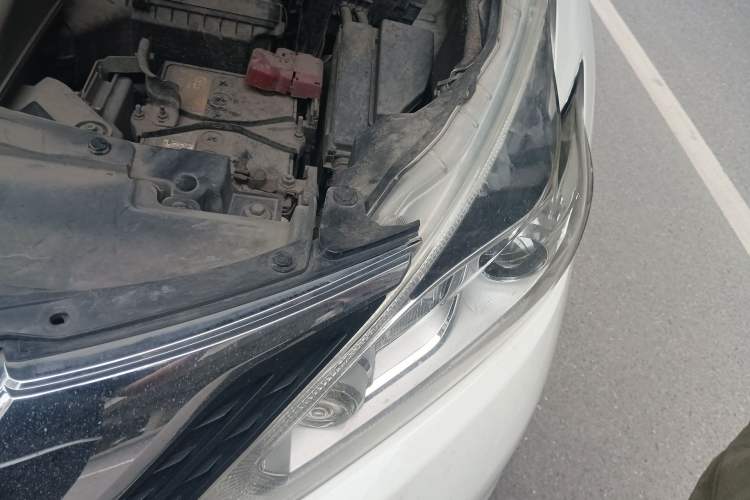 Used Nissan Murano 2015 2.5L XL Two-Wheel Drive Smart Edition Engine Bay Left
