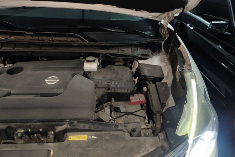 Used Nissan Murano 2015 2.5L XL Two-Wheel Drive Smart Edition Engine Bay Left