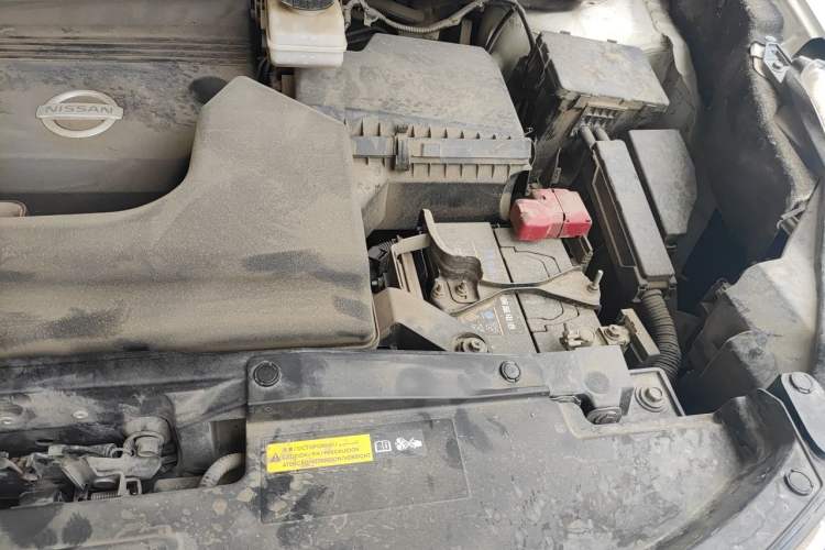 Used Nissan Murano 2015 2.5L XL Two-Wheel Drive Smart Edition Engine Bay Left