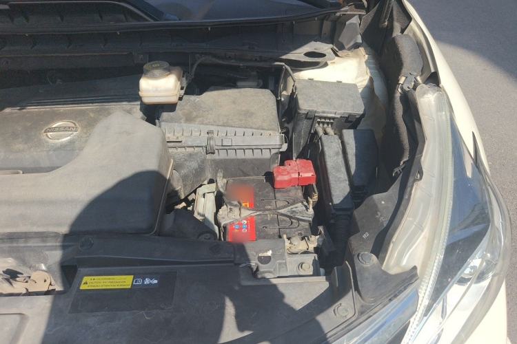 Used Nissan Murano 2015 2.5L XL Two-Wheel Drive Smart Edition Engine Bay Left