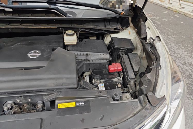 Used Nissan Murano 2015 2.5L XL Two-Wheel Drive Smart Edition Engine Bay Left