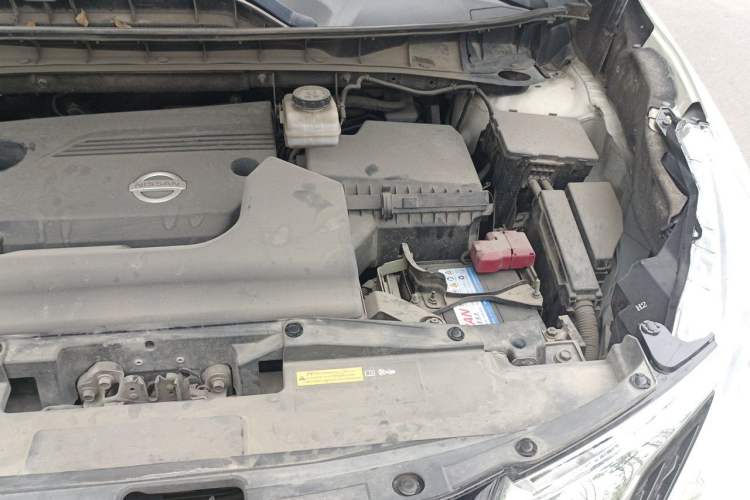 Used Nissan Murano 2015 2.5L XL Two-Wheel Drive Smart Edition Engine Bay Left