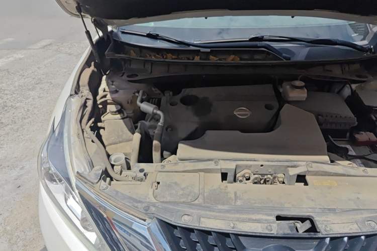 Used Nissan Murano 2015 2.5L XL Two-Wheel Drive Smart Edition Engine Bay Right