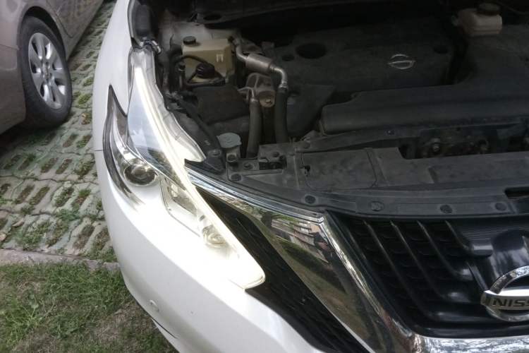 Used Nissan Murano 2015 2.5L XL Two-Wheel Drive Smart Edition Engine Bay Right