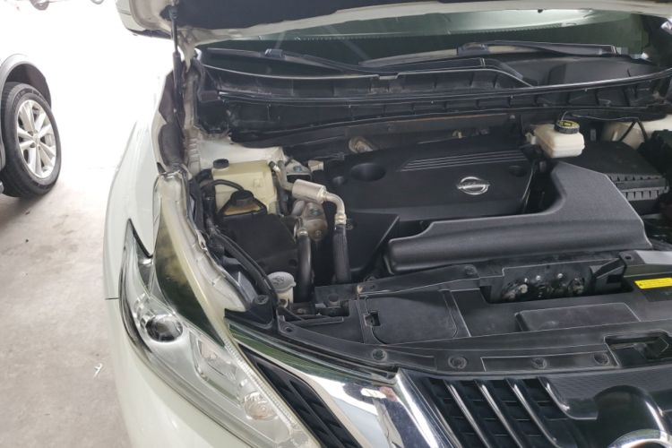 Used Nissan Murano 2015 2.5L XL Two-Wheel Drive Smart Edition Engine Bay Right