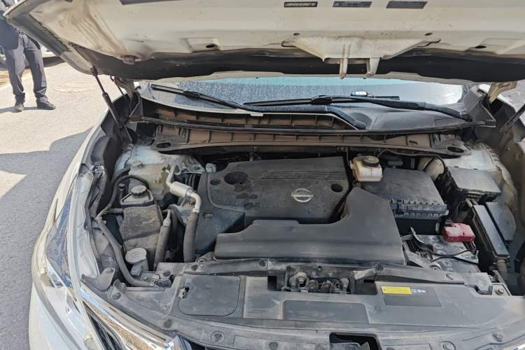 Used Nissan Murano 2015 2.5L XL Two-Wheel Drive Smart Edition Engine Bay Right