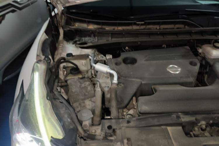 Used Nissan Murano 2015 2.5L XL Two-Wheel Drive Smart Edition Engine Bay Right