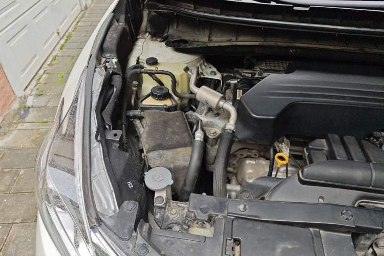 Used Nissan Murano 2015 2.5 S/C HEV XV Four-Wheel Drive Hybrid Flagship Edition Engine Bay Right