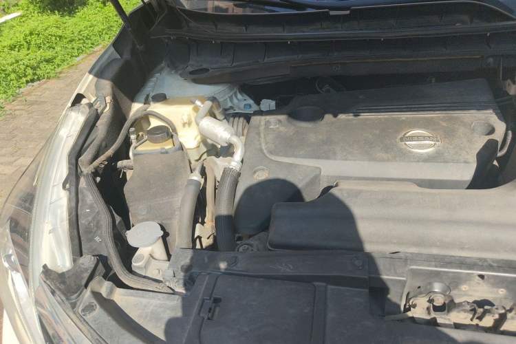 Used Nissan Murano 2015 2.5L XL Two-Wheel Drive Smart Edition Engine Bay Right