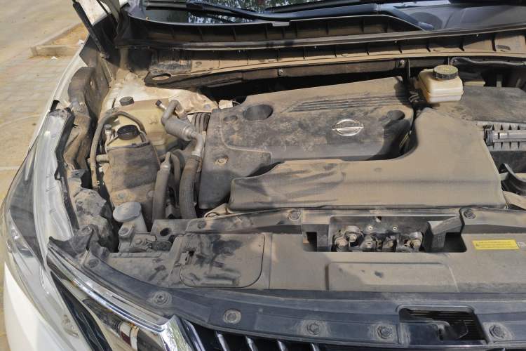 Used Nissan Murano 2015 2.5L XL Two-Wheel Drive Smart Edition Engine Bay Right