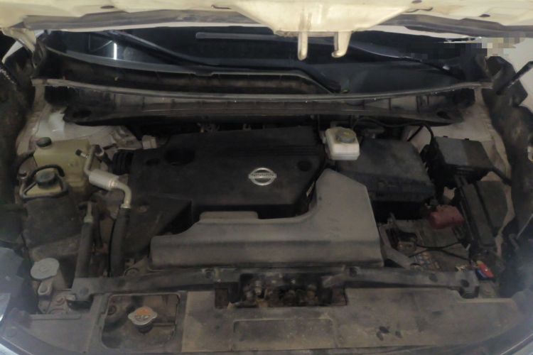 Used Nissan Murano 2015 2.5L XV RES Plus Two-Wheel-Drive Touring Edition Engine Bay