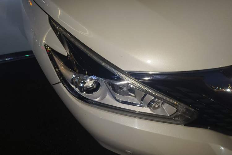 Used Nissan Murano 2015 2.5L XL Two-Wheel Drive Smart Edition Exterior 1