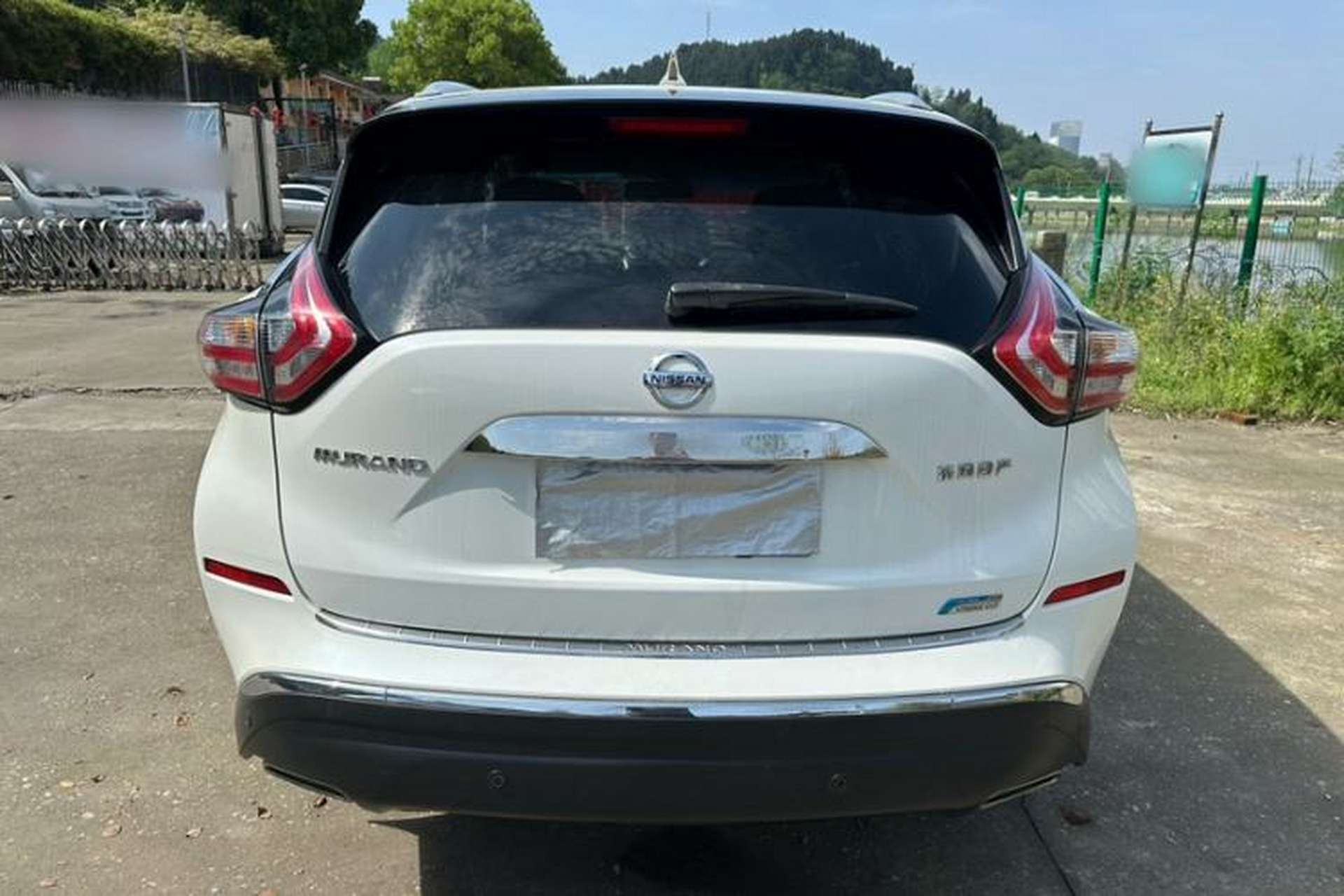Used Nissan Murano 2015 2.5L XE Two-Wheel-Drive Elite Edition Exterior 5