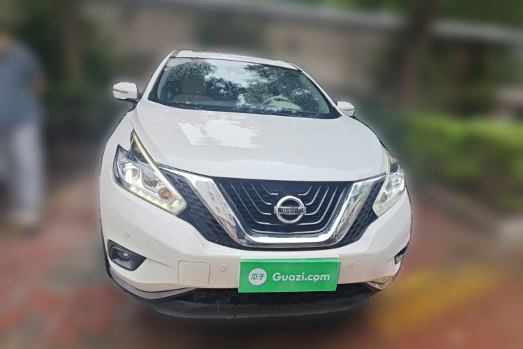 Used Nissan Murano 2015 2.5L XV RES Plus Two-Wheel-Drive Touring Edition Front