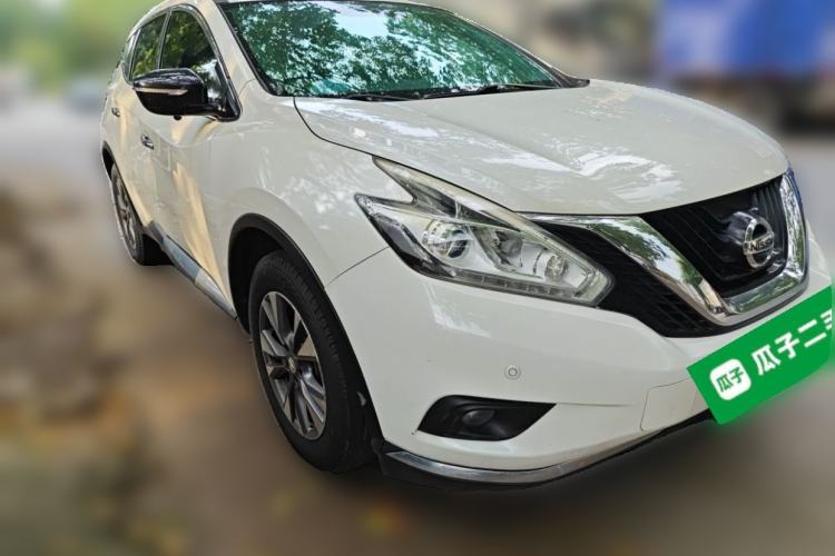 Used Nissan Murano 2015 2.5L XL Two-Wheel Drive Smart Edition Front Right 45 Deg