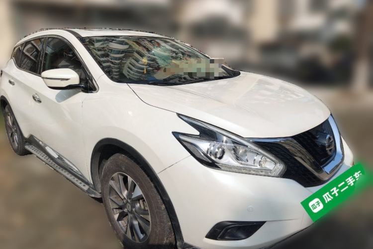 Used Nissan Murano 2015 2.5L XL Two-Wheel Drive Smart Edition Front Right 45 Deg