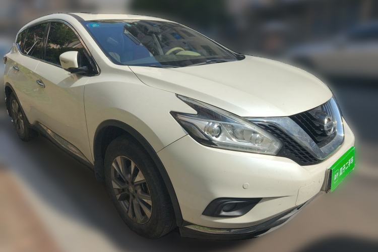 Used Nissan Murano 2015 2.5L XL Two-Wheel Drive Smart Edition Front Right 45 Deg