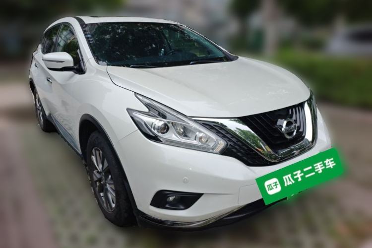 Used Nissan Murano 2015 2.5L XL Two-Wheel Drive Smart Edition Front Right 45 Deg