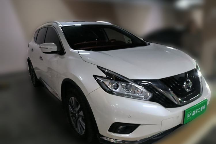Used Nissan Murano 2015 2.5L XL Two-Wheel Drive Smart Edition Front Right 45 Deg