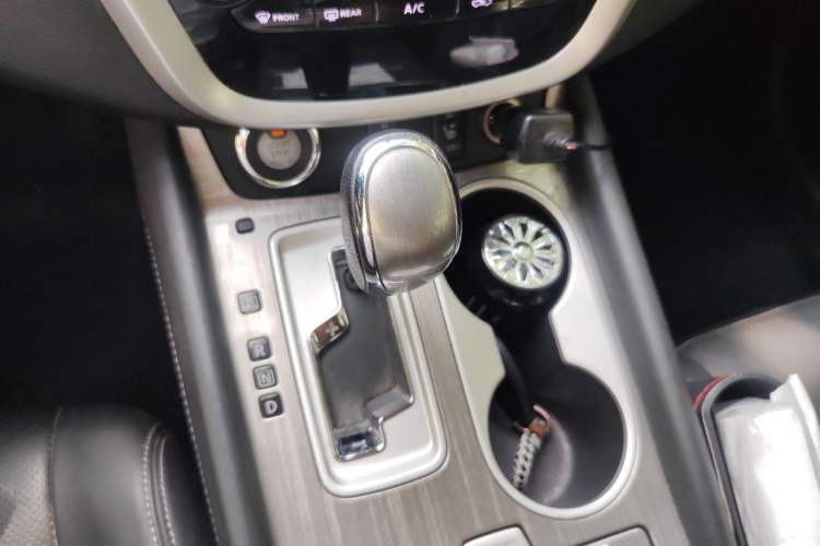 Used Nissan Murano 2015 2.5L XL NAVI Plus Two-Wheel Drive Smart Edition Gear Lever