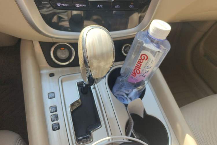 Used Nissan Murano 2015 2.5L XL Two-Wheel Drive Smart Edition Gear Lever