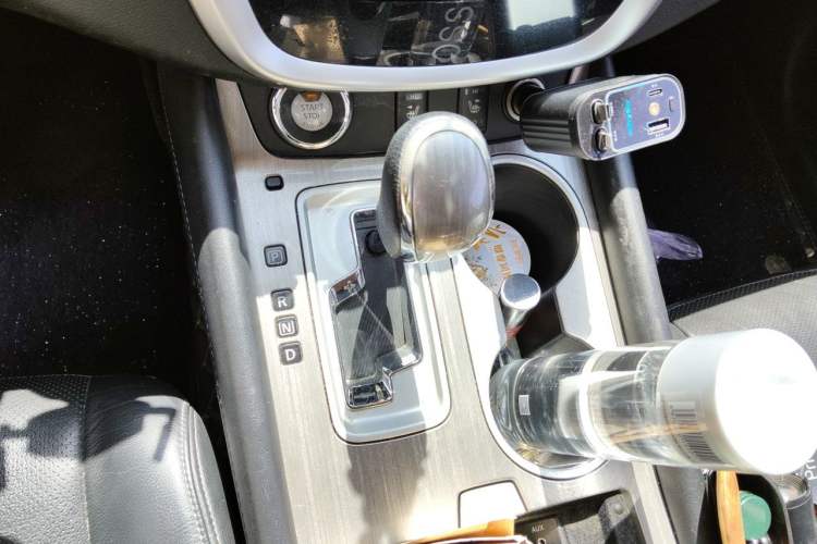 Used Nissan Murano 2015 2.5L XL Two-Wheel Drive Smart Edition Gear Lever