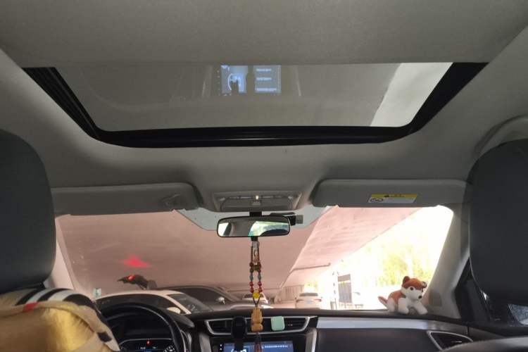 Used Nissan Murano 2015 2.5L XL Two-Wheel Drive Smart Edition Headliner