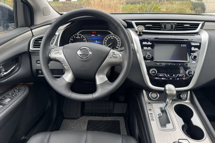 Used Nissan Murano 2015 2.5L XL Two-Wheel Drive Smart Edition Interior 3