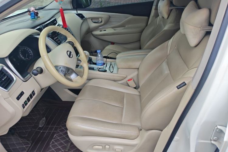 Used Nissan Murano 2015 2.5L XV RES Plus Two-Wheel-Drive Touring Edition Left Front Seat