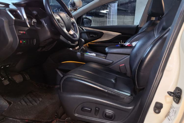 Used Nissan Murano 2015 2.5L XL Two-Wheel Drive Smart Edition Left Front Seat
