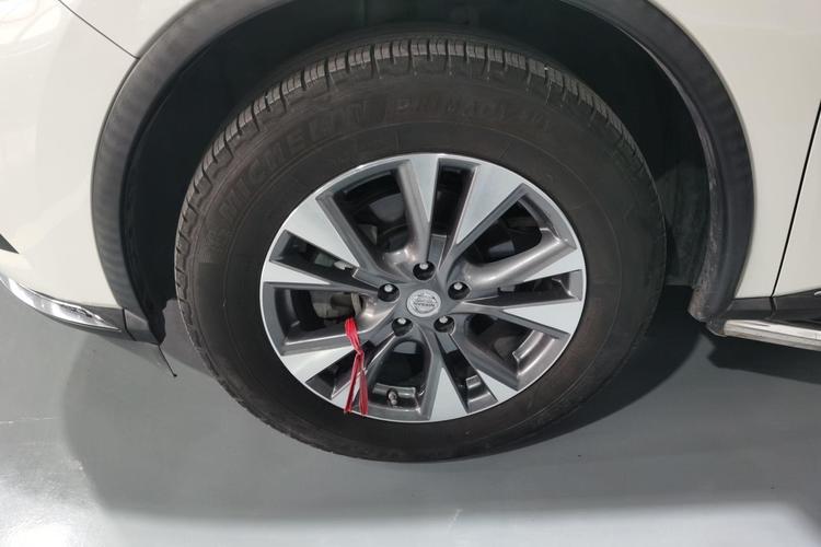 Used Nissan Murano 2015 2.5L XL Two-Wheel Drive Smart Edition Left Front Wheel Hub
