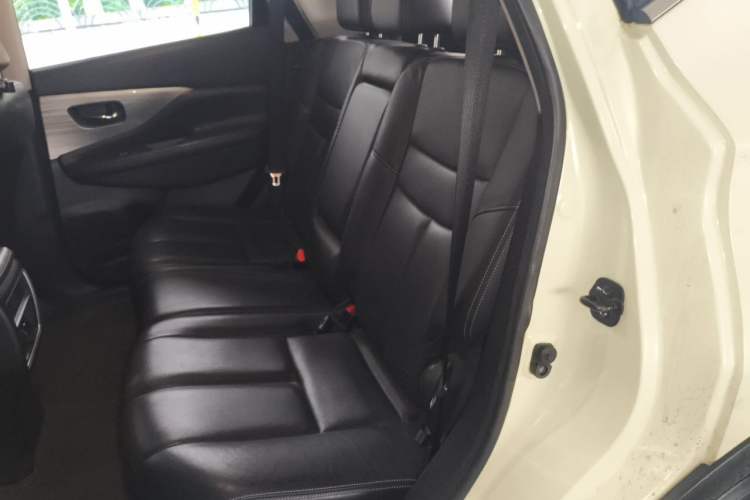 Used Nissan Murano 2015 2.5L XL Two-Wheel Drive Smart Edition Left Rear Seat