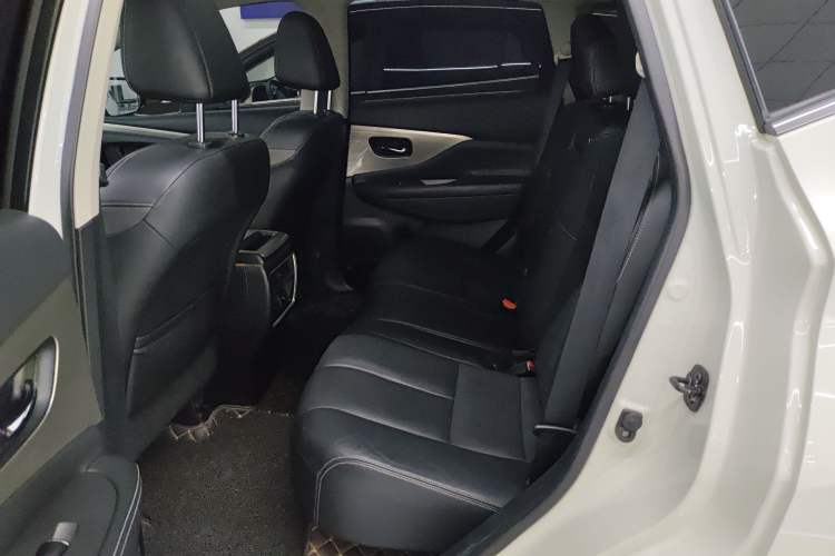 Used Nissan Murano 2015 2.5L XL Two-Wheel Drive Smart Edition Left Rear Seat