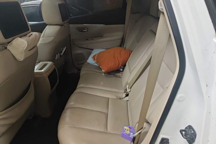 Used Nissan Murano 2015 2.5L XV RES Plus Two-Wheel-Drive Touring Edition Left Rear Seat