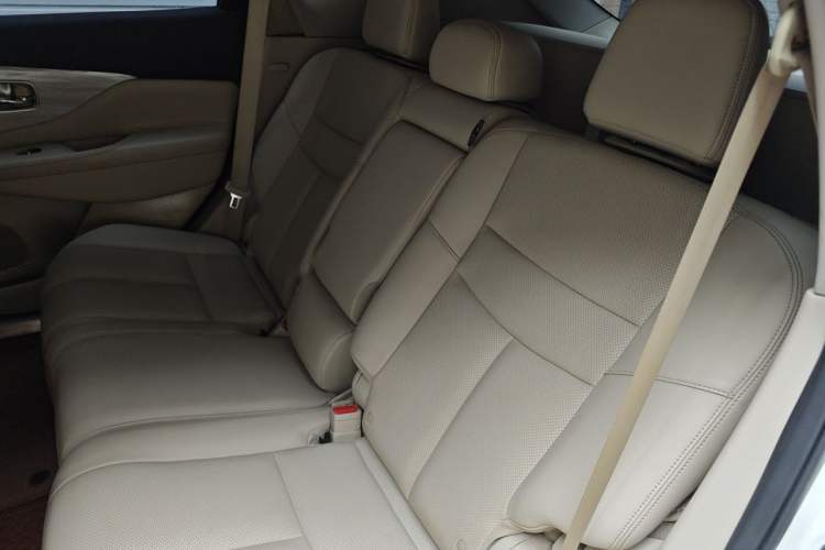 Used Nissan Murano 2015 2.5 S/C HEV XV Four-Wheel Drive Hybrid Flagship Edition Left Rear Seat