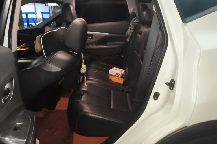 Used Nissan Murano 2015 2.5L XL Two-Wheel Drive Smart Edition Left Rear Seat