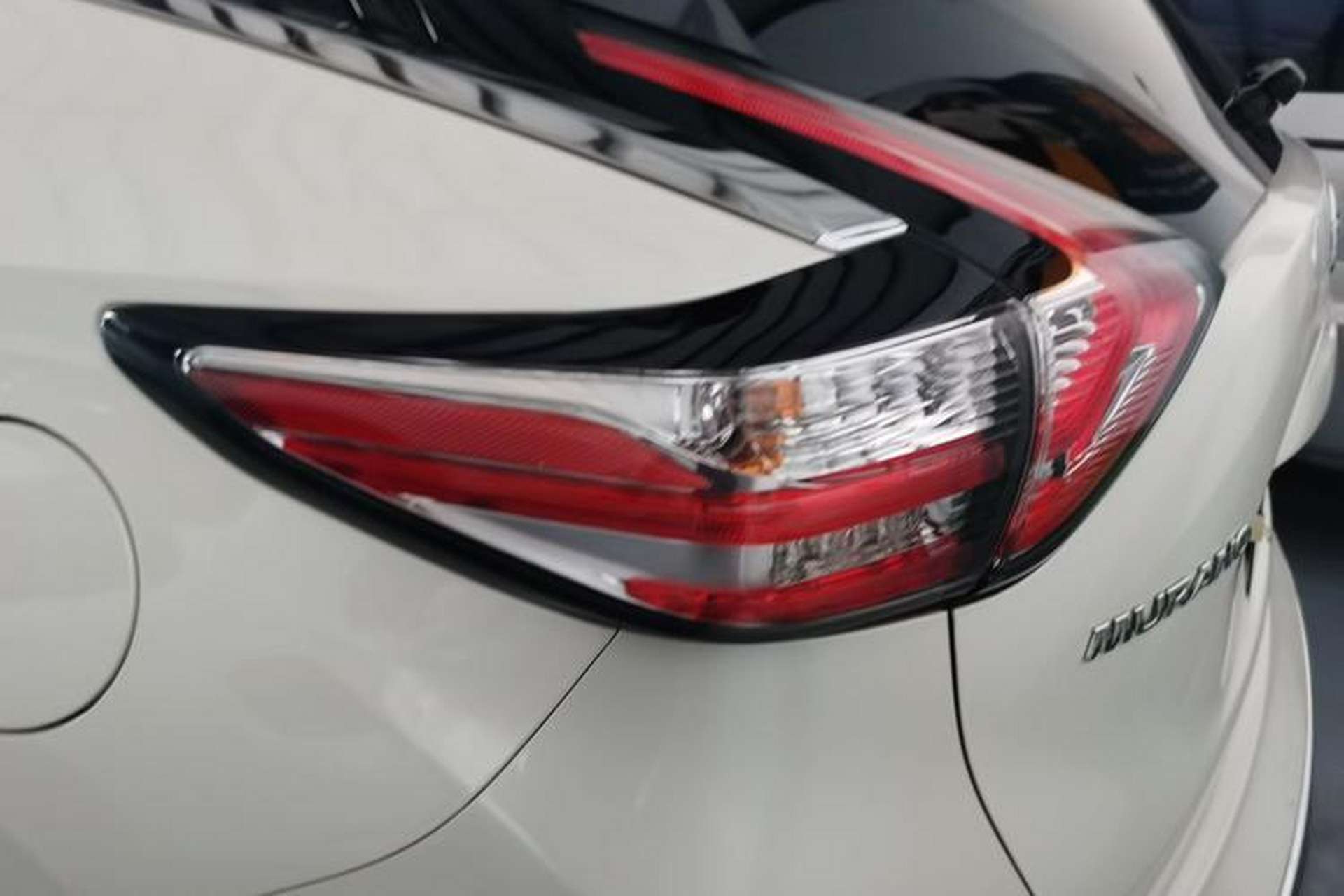 Used Nissan Murano 2015 2.5L XL Two-Wheel Drive Smart Edition Left Rear Taillight