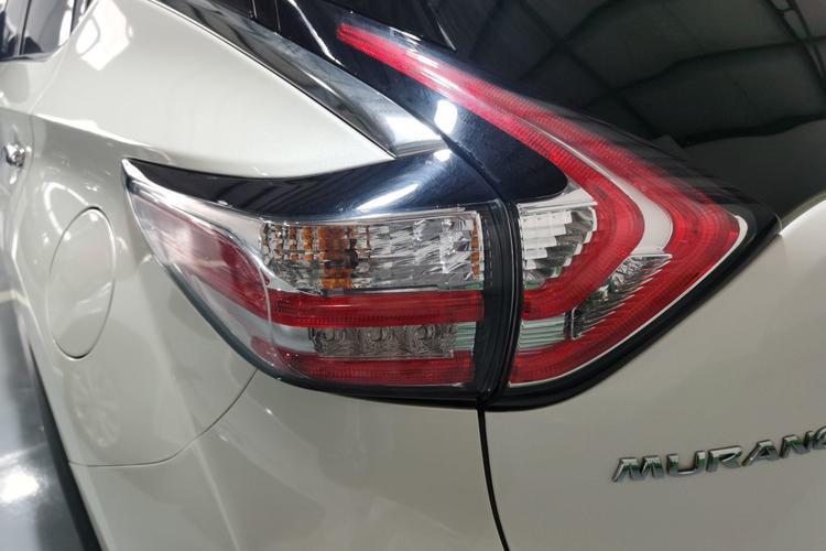 Used Nissan Murano 2015 2.5L XL Two-Wheel Drive Smart Edition Left Rear Taillight