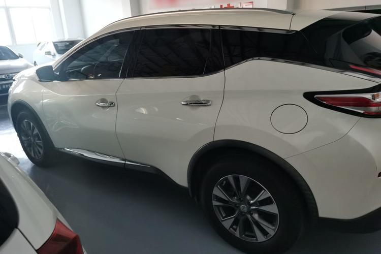 Used Nissan Murano 2015 2.5L XL Two-Wheel Drive Smart Edition Left Side