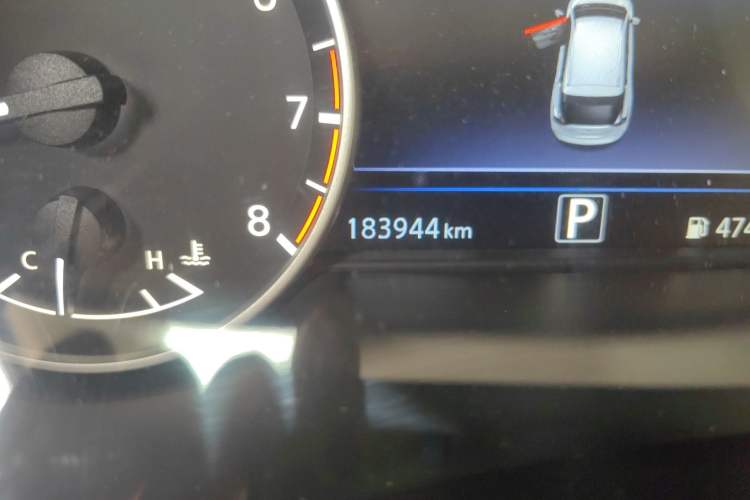 Used Nissan Murano 2015 2.5L XL Two-Wheel Drive Smart Edition Odometer Close Up
